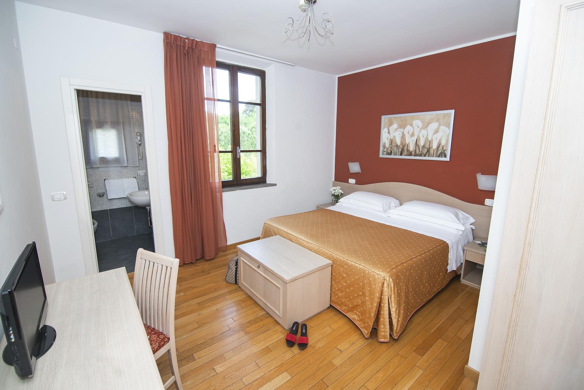 Hotel La Colonna Сиена Екстериор снимка