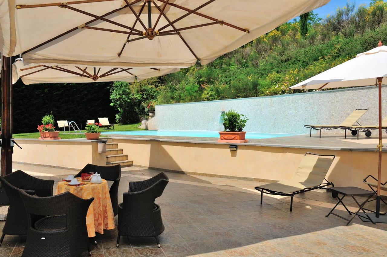 Hotel La Colonna Сиена Екстериор снимка