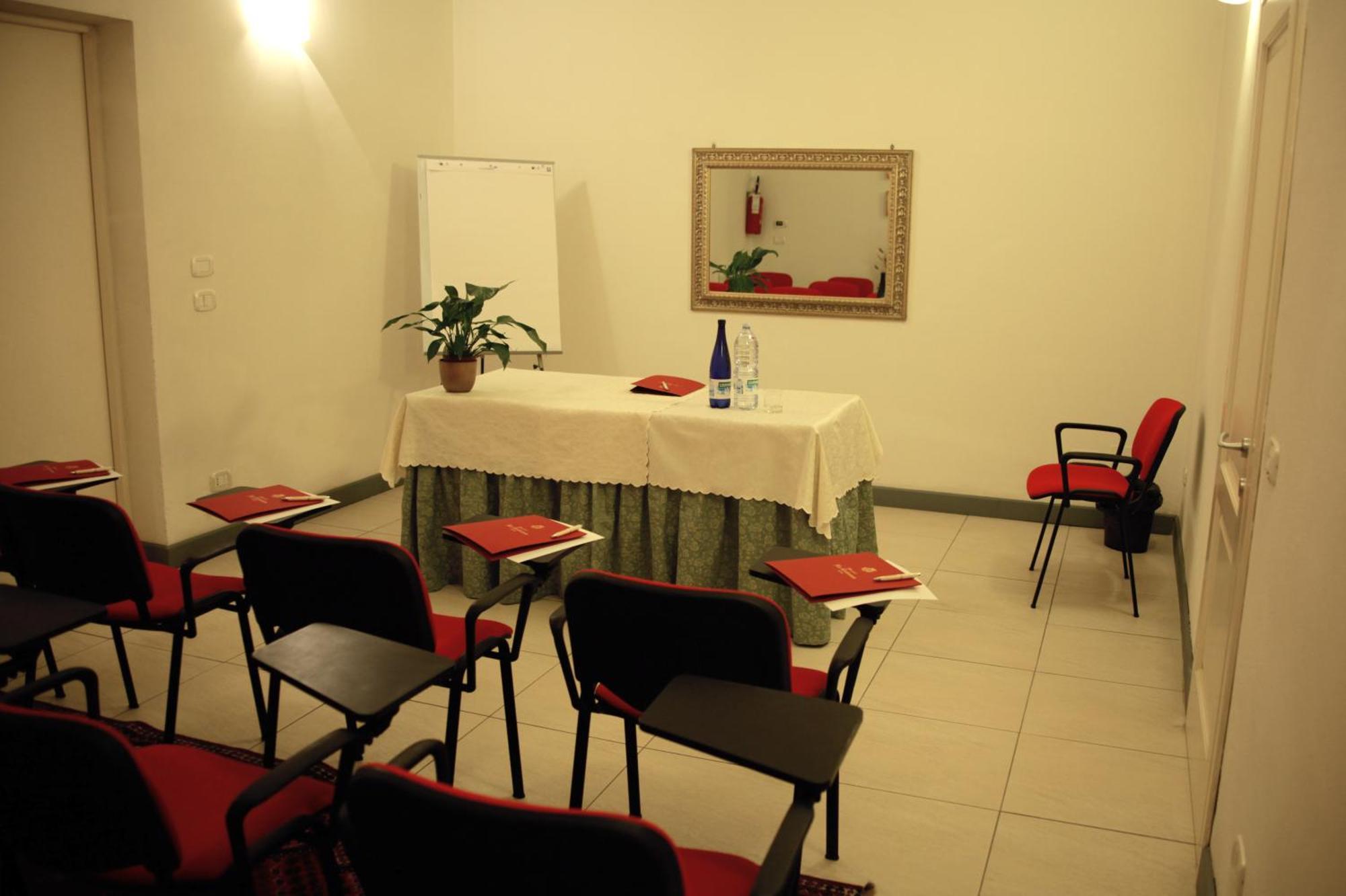 Hotel La Colonna Сиена Екстериор снимка