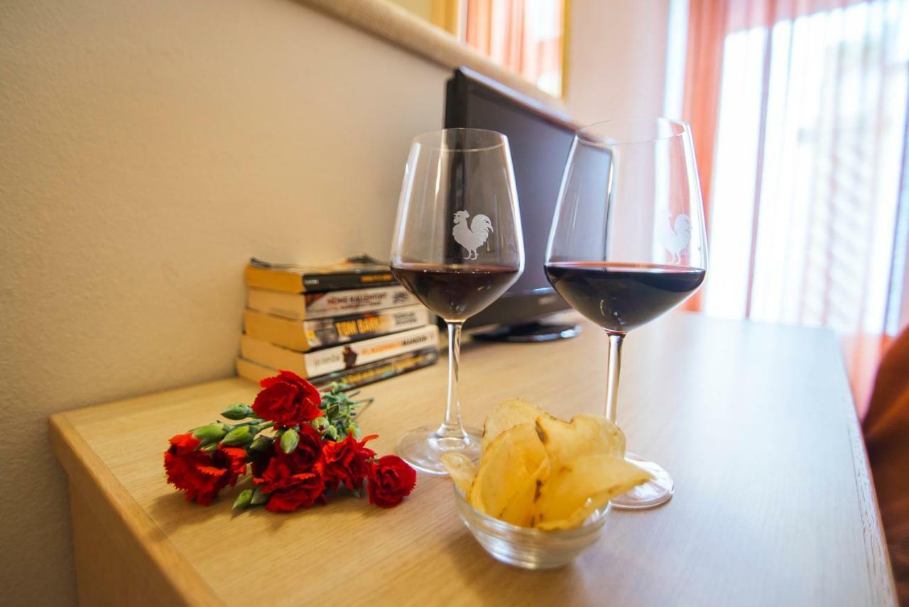 Hotel La Colonna Сиена Екстериор снимка